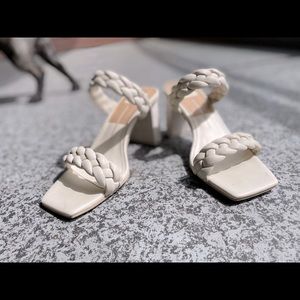 Dolce Vita Off white (Ivory Stella) Nairi Braided Strappy Sandals, size 8.5